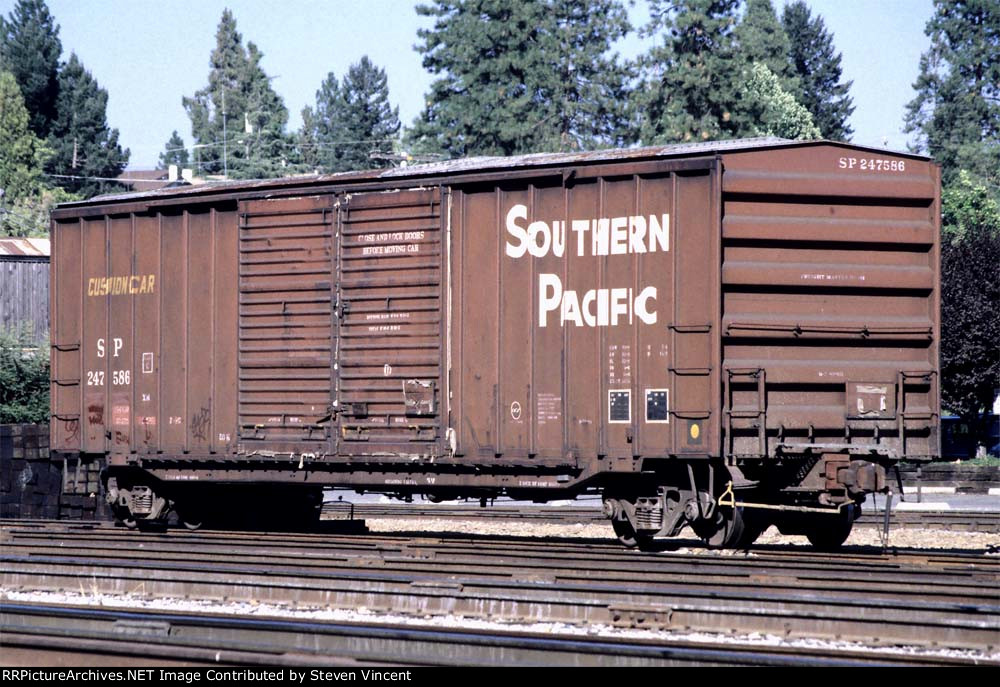 Southern Pacific 50' DD box SP #247586